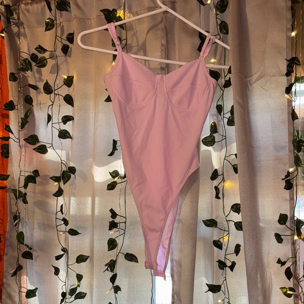 SHEIN Light Pink Bodysuit